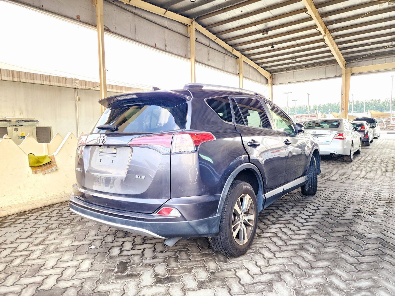 2018 TOYOTA RAV4 — 36094 Miles — Lot REV2JJ731848 — Souq - Marhaba Auctions Used Cars - Image 3