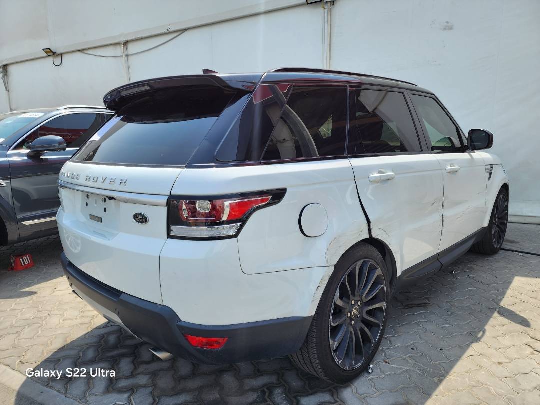 2017 LAND ROVER RANGE ROVER SPORT — 38590 Miles — Lot 74797 — Souq - Marhaba Auctions Used Cars - Image 5