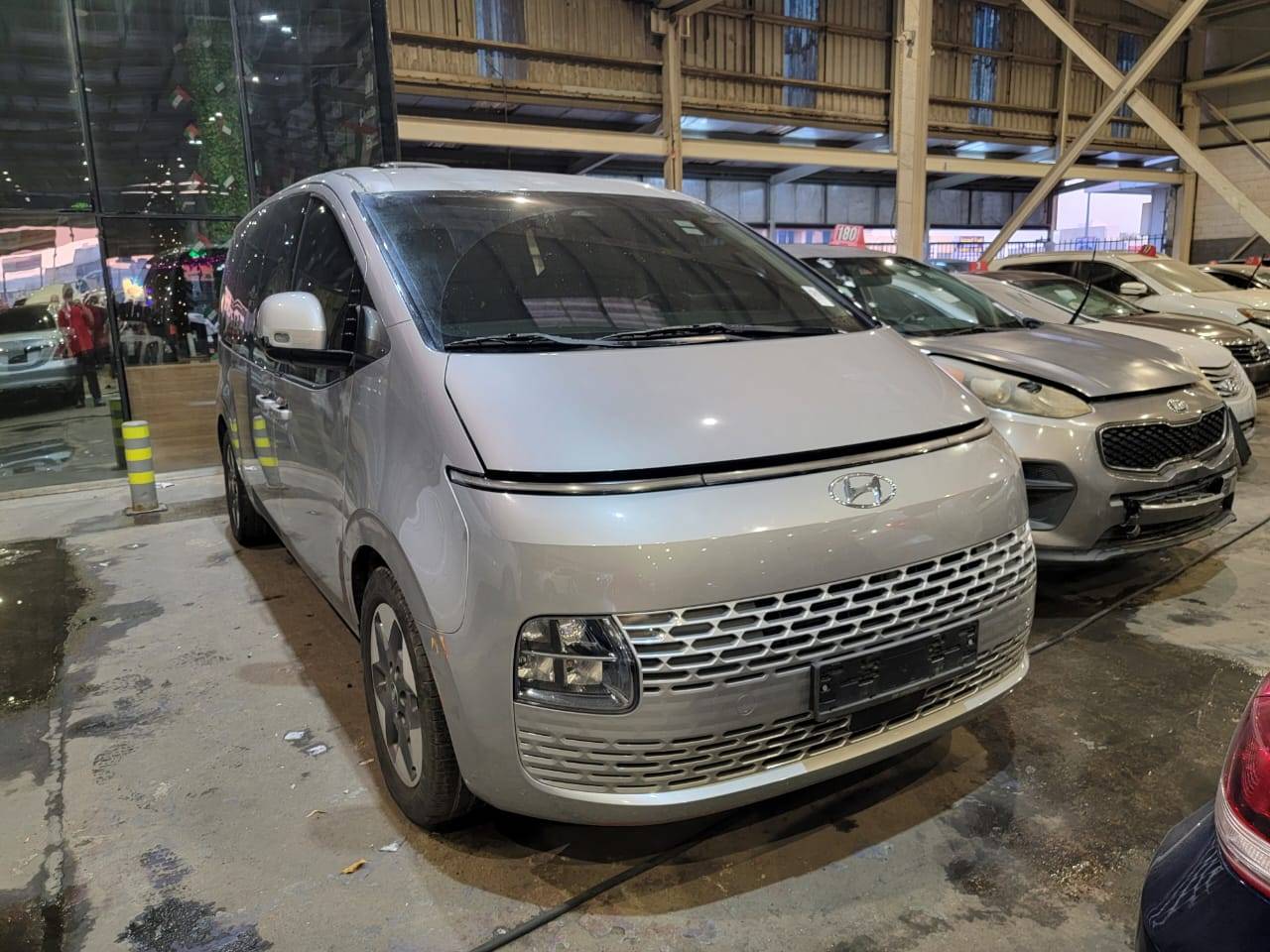 HYUNDAI STARIA 2022 - Marhaba Auction Used Cars - Image 3