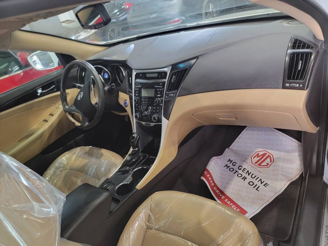 2012 HYUNDAI SONATA — 225363 Miles — Lot H409599 - Marhaba Auctions Used Cars - Image 8