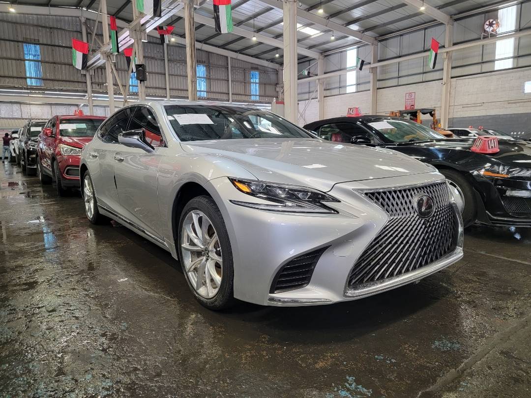 2018 LEXUS LS 500 — 154523 KM — Lot F6J5004676 — Main - Marhaba Auctions Used Cars - Image 5