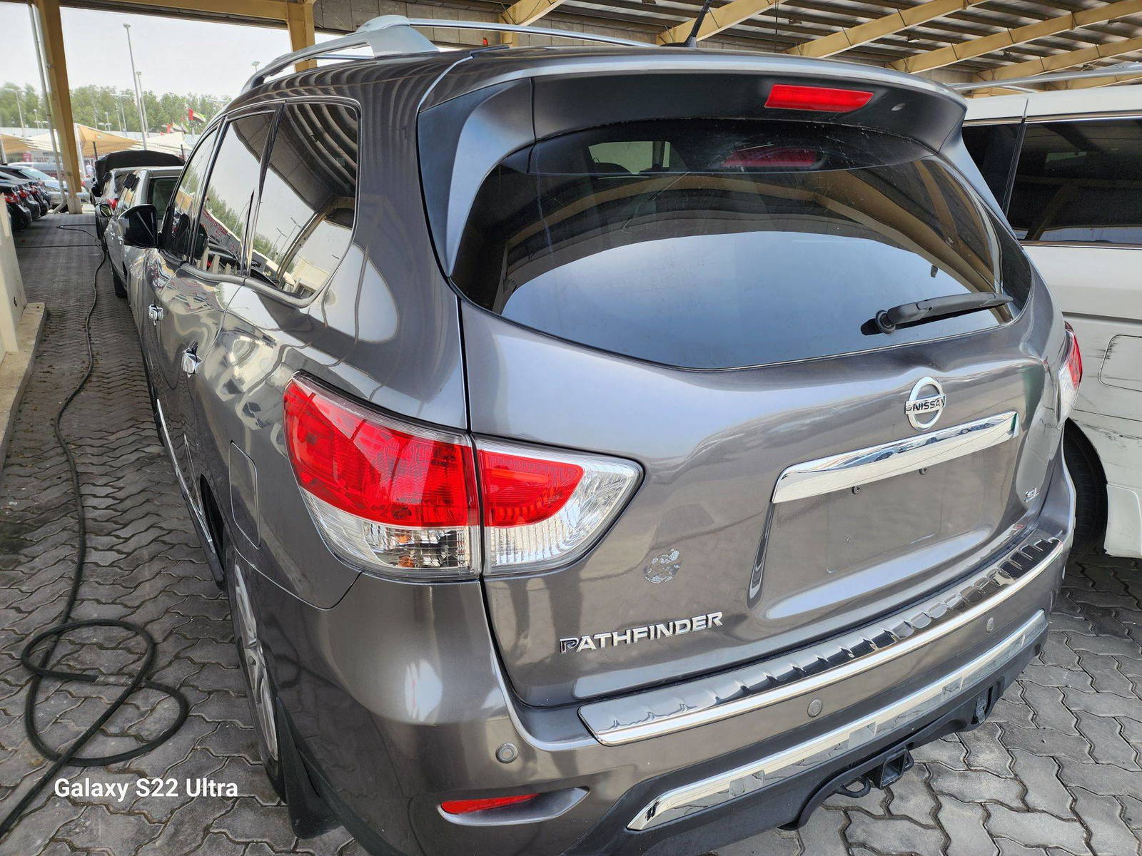 2015 NISSAN PATHFINDER — 96860 Miles — Lot 80378513 - Marhaba Auctions Used Cars - Image 4
