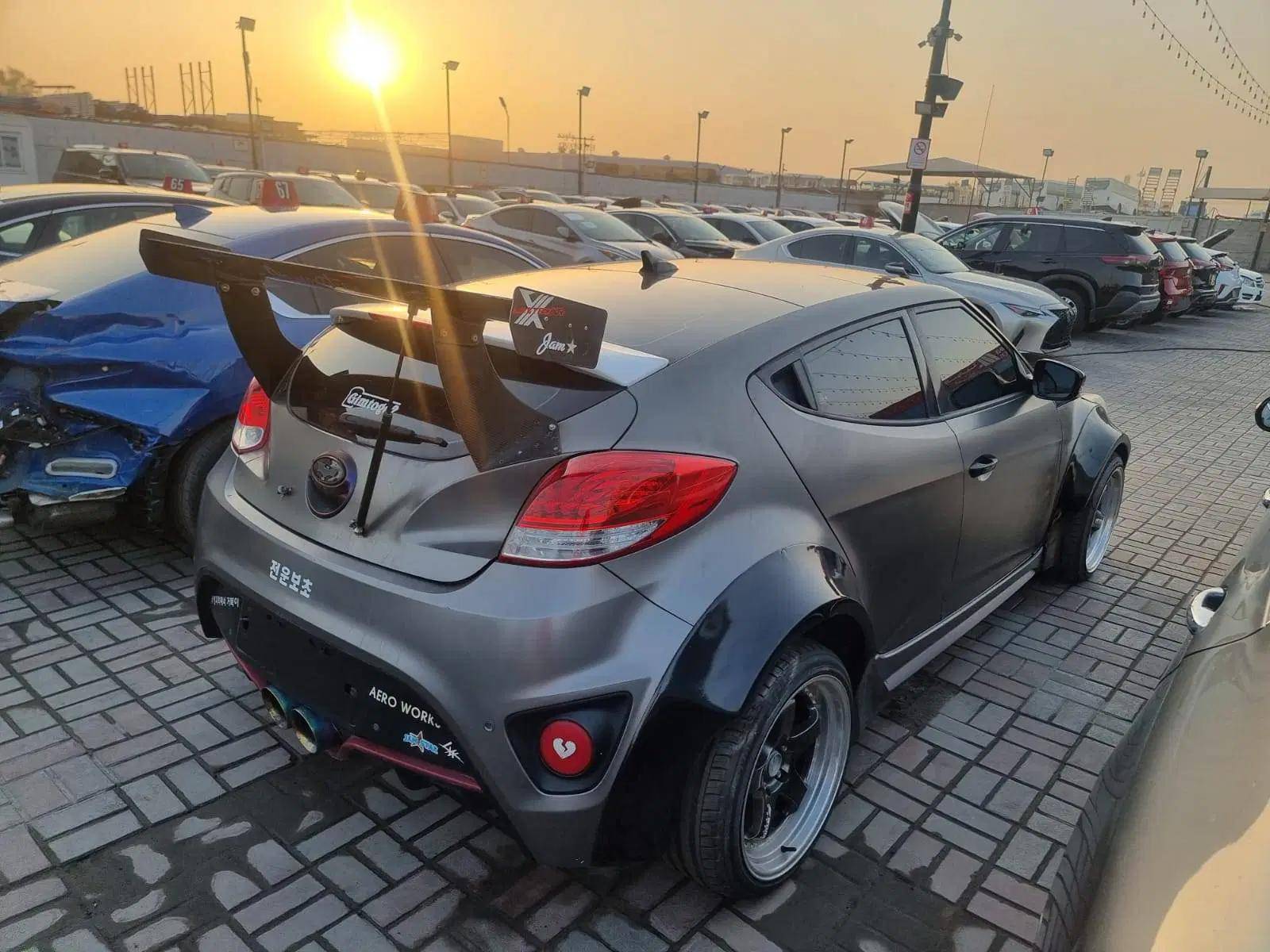 2016 HYUNDAI VELOSTER — 65228 KM — Lot 278637 — Ind. 12 - Marhaba Auctions Used Cars - Image 4