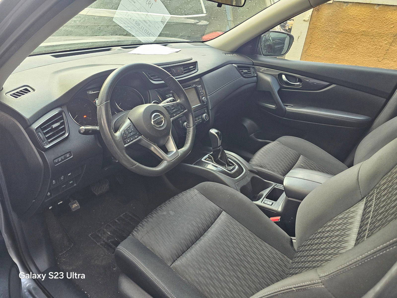 2017 NISSAN ROGUE — 143849 Miles — Lot 43655419 — Main - Marhaba Auctions Used Cars - Image 8