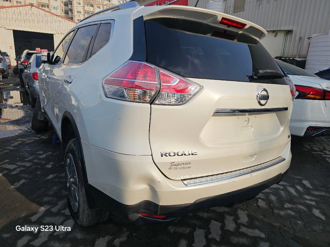 NISSAN ROGUE