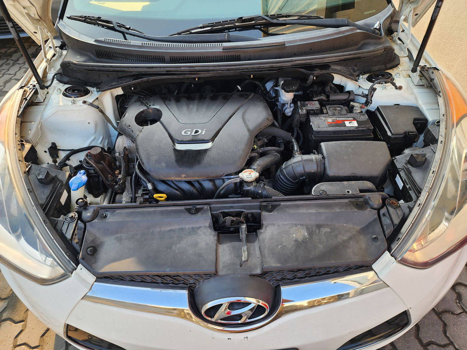 2013 HYUNDAI VELOSTER — 130555 Miles — Lot 64033315 — Al Quoz - Marhaba Auctions Used Cars - Image 9