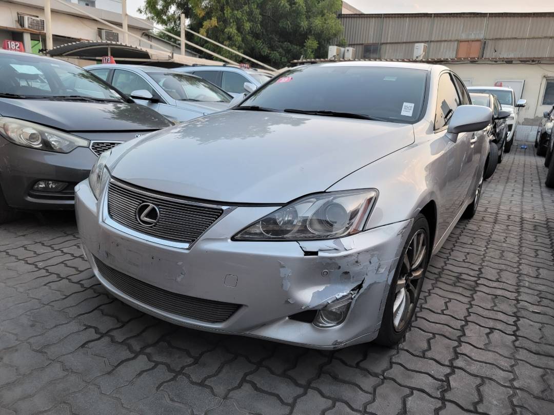 2006 LEXUS IS 250 — 207362 KM — Lot 62017369 — Souq - Marhaba Auctions Used Cars - Image 5