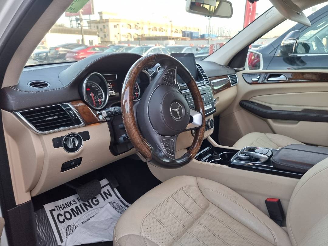 MERCEDES BENZ GLS 450 2017 - Marhaba Auction Used Cars - Image 6