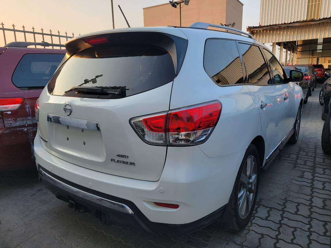 2014 NISSAN PATHFINDER — 120218 KM — Lot 644783 — Main - Marhaba Auctions Used Cars - Image 4