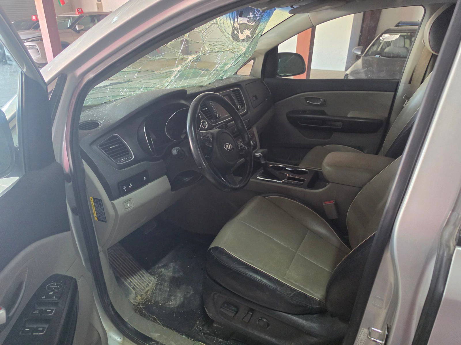 KIA SEDONA 2020 - Marhaba Auction Used Cars - Image 8