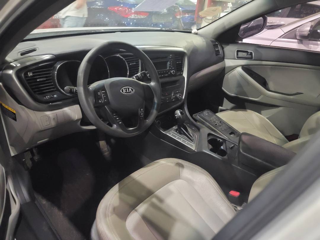 2011 KIA K5 — 54633 KM — Lot 1BBA079362 — Main - Marhaba Auctions Used Cars - Image 8