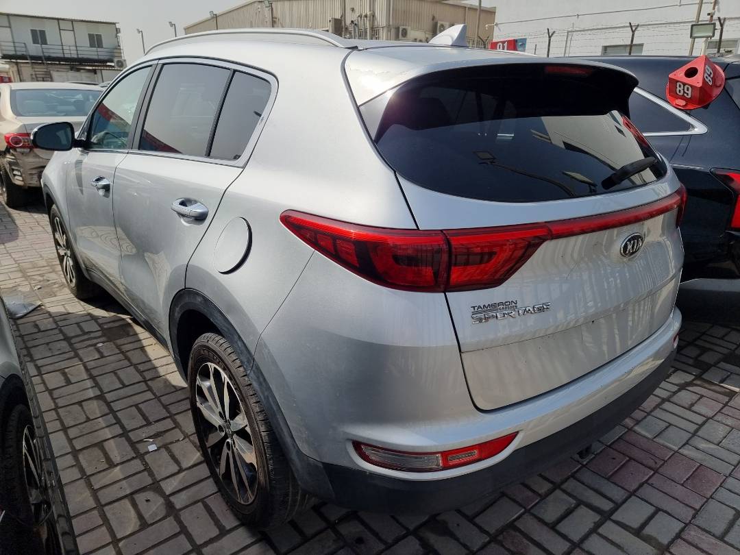 2018 KIA SPORTAGE — 74261 Miles — Lot 215487 — Ind. 12 - Marhaba Auctions Used Cars - Image 3