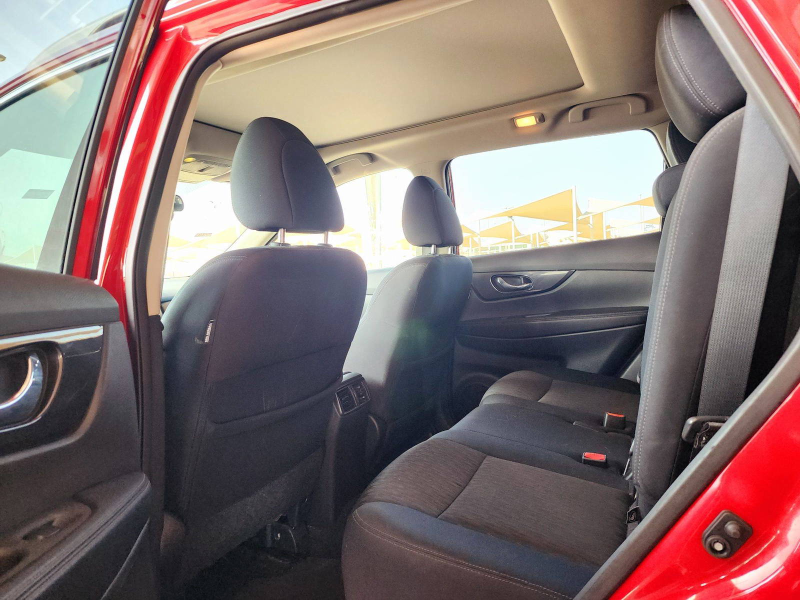 2017 NISSAN ROGUE — 186017 KM — Lot 125478 — Souq - Marhaba Auctions Used Cars - Image 6
