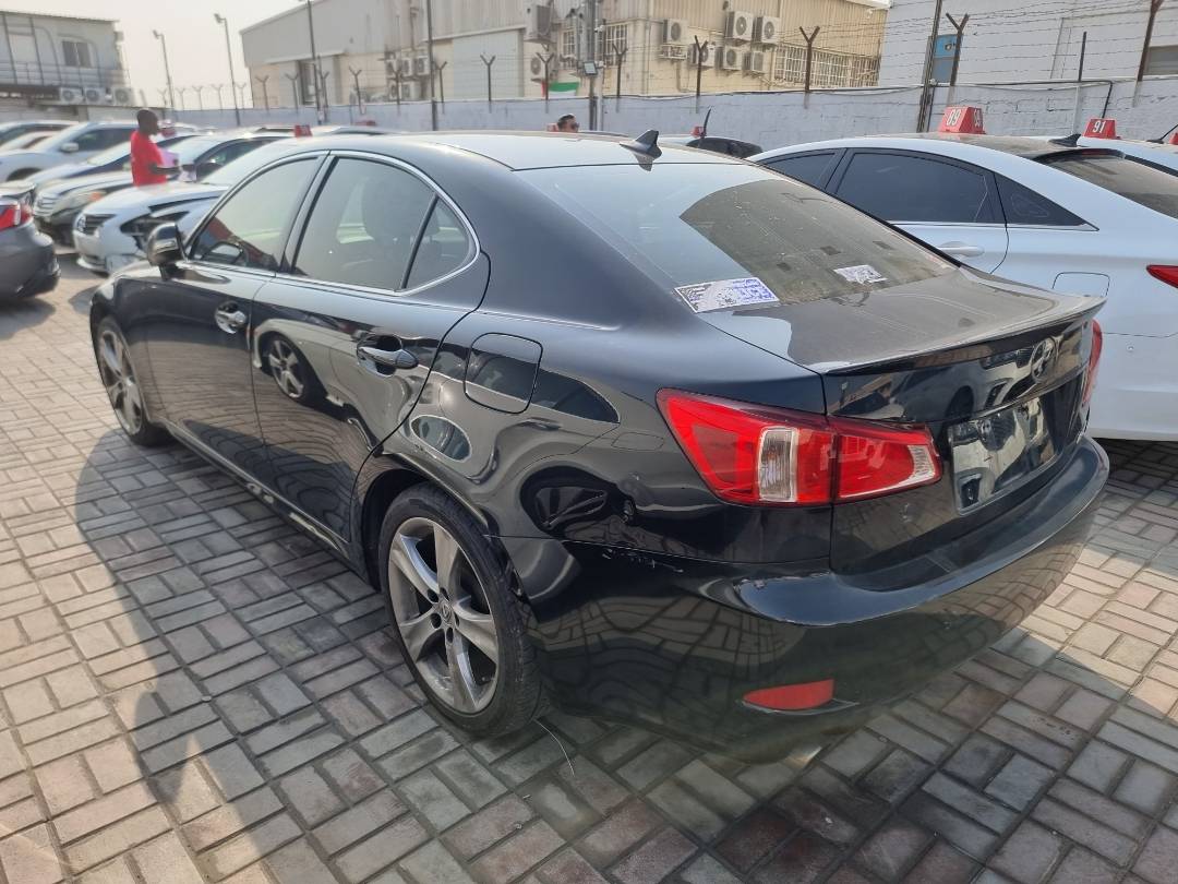 2011 LEXUS IS 250 — 207571 Miles — Lot 140447 — Ind. 12 - Marhaba Auctions Used Cars - Image 5