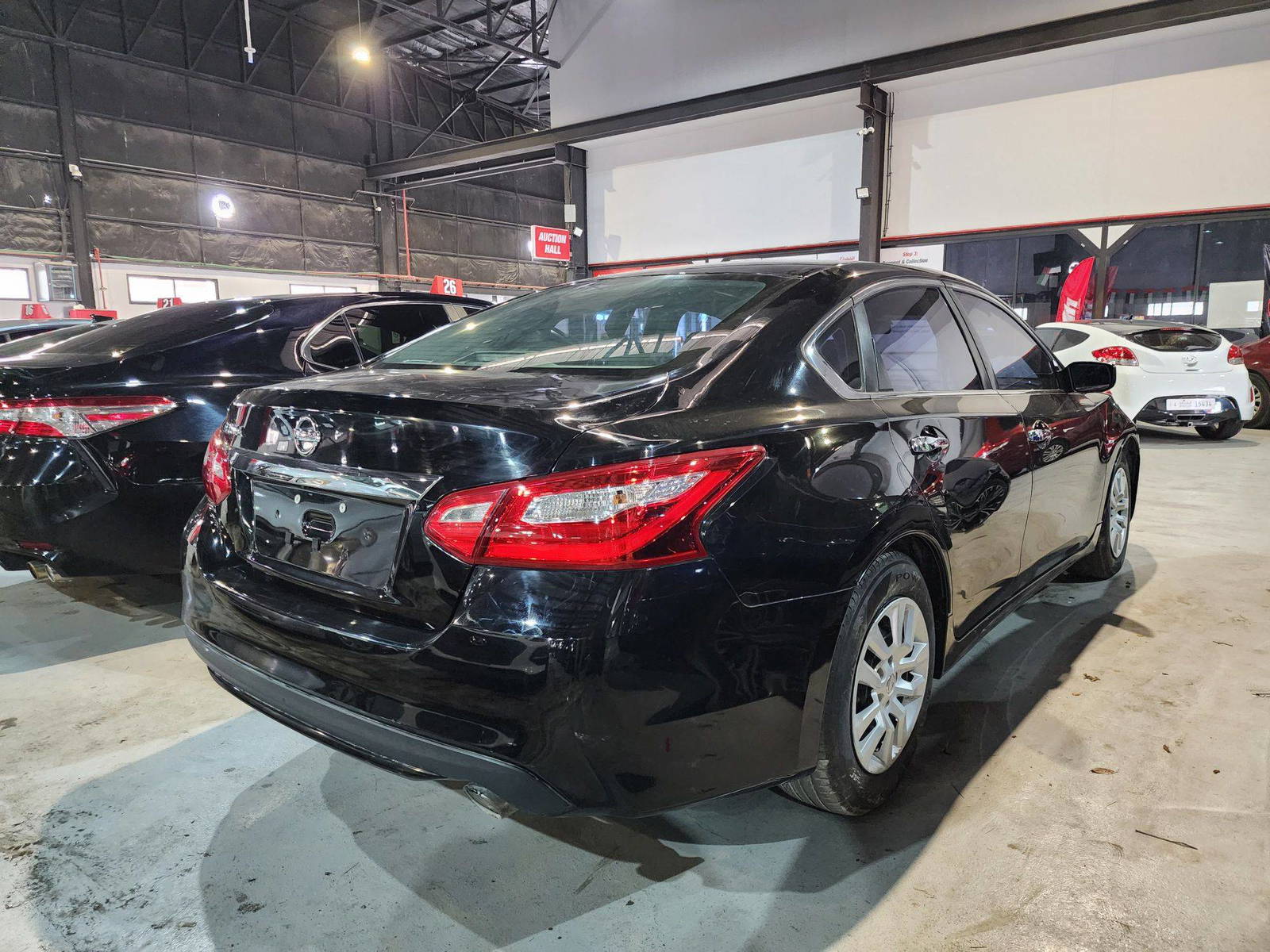 2016 NISSAN ALTIMA — 180456 Miles — Lot 5871 — Al Quoz - Marhaba Auctions Used Cars - Image 6