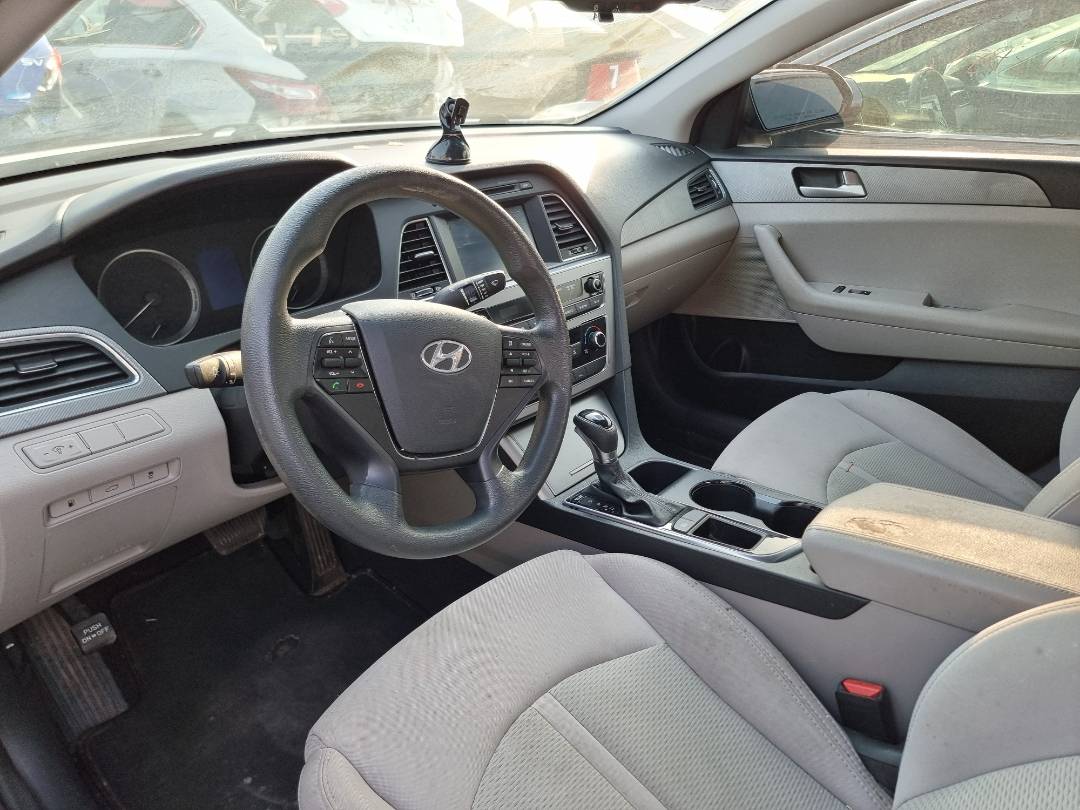 2016 HYUNDAI SONATA — 157895 Miles — Lot 325468 — Ind. 12 - Marhaba Auctions Used Cars - Image 5