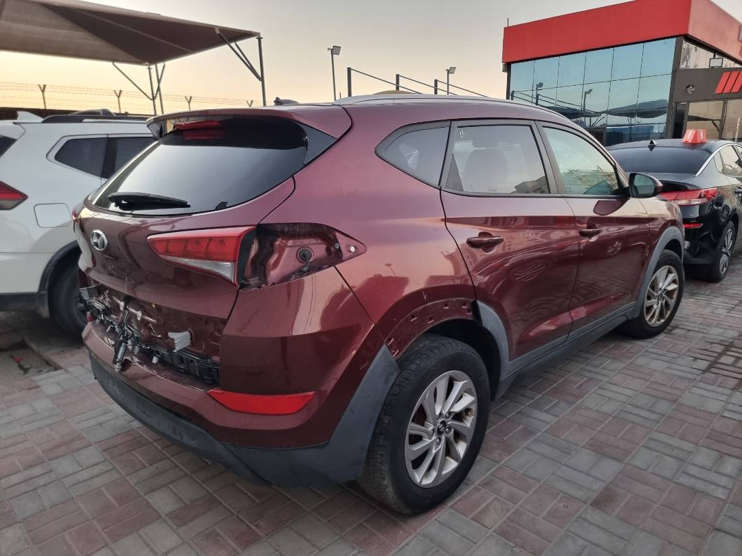 2016 HYUNDAI TUCSON — 134850 Miles — Lot 118210 — Ind. 12 - Marhaba Auctions Used Cars - Image 5