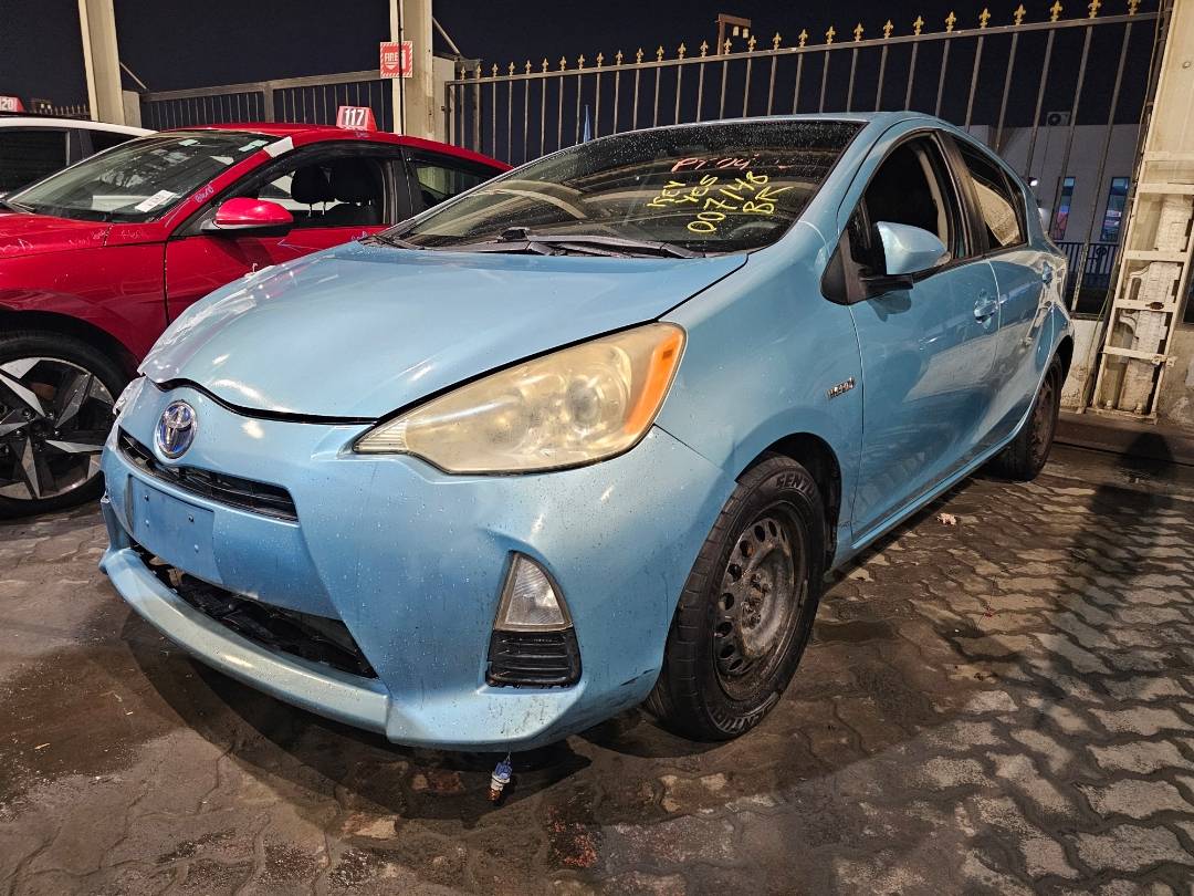 2012 TOYOTA PRIUS C — 202287 Miles — Lot 4C1007148 — Main - Marhaba Auctions Used Cars - Image 3