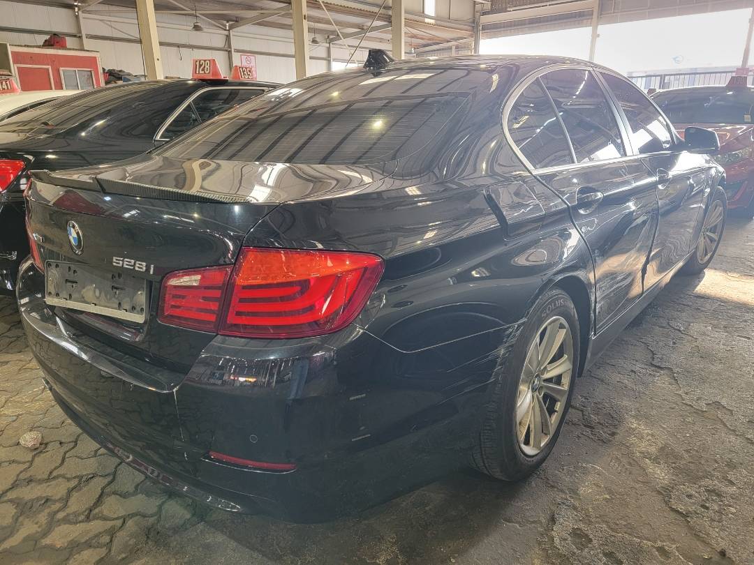 2011 BMW 528i — 237183 KM — Lot BC570990 — Main - Marhaba Auctions Used Cars - Image 5