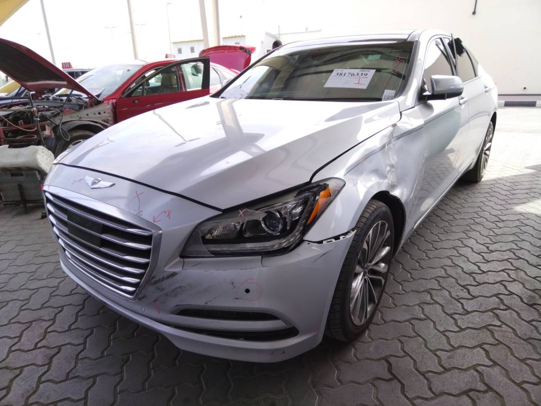 2015 HYUNDAI GENESIS — 159361 Miles — Lot 38176339 - Marhaba Auctions Used Cars - Image 4