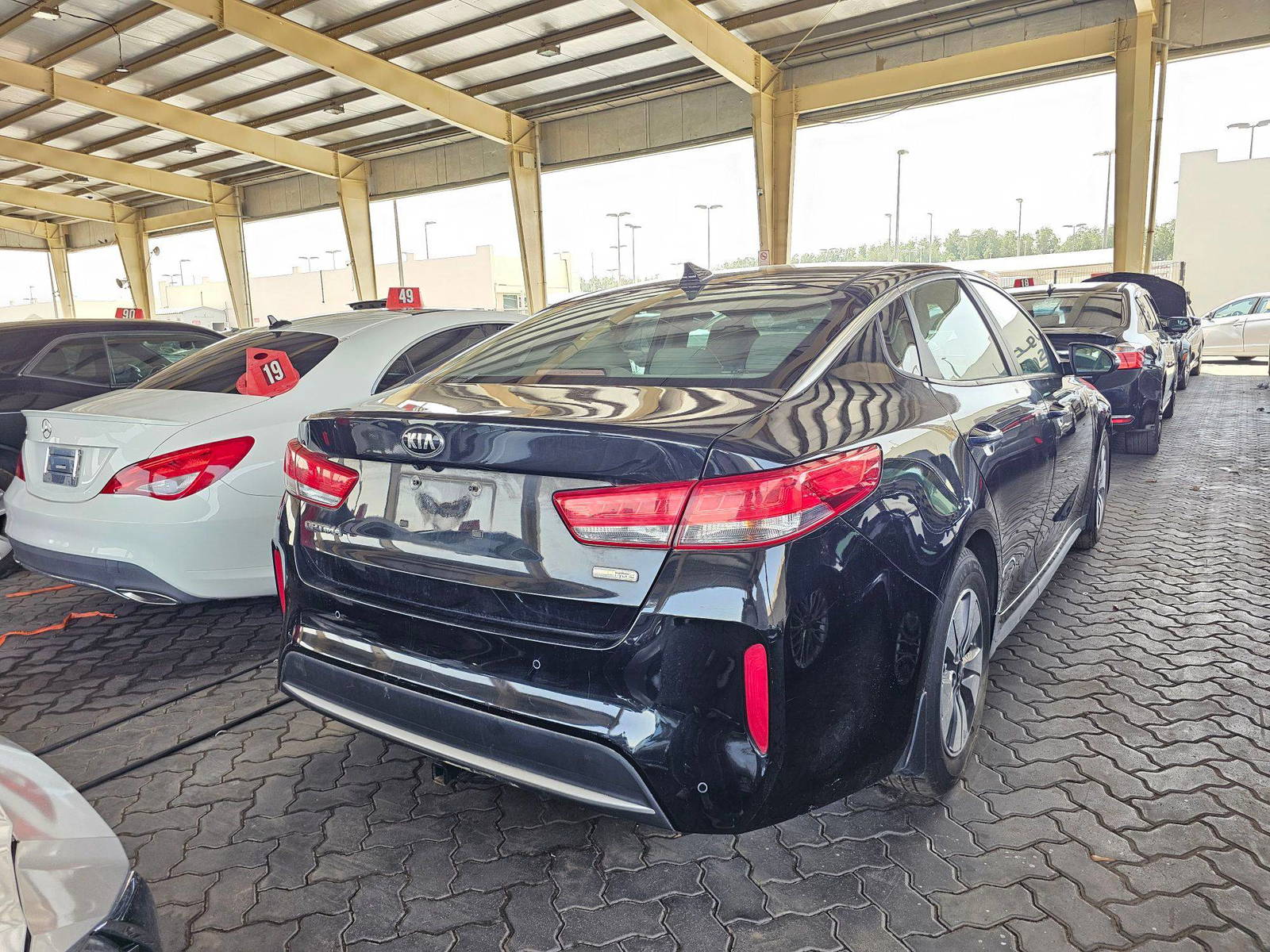 2017 KIA OPTIMA — 98966 Miles — Lot H5005934 — Main - Marhaba Auctions Used Cars - Image 3