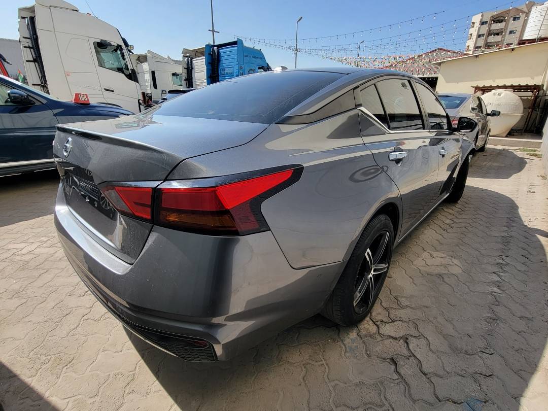2020 NISSAN ALTIMA — 113618 Miles — Lot LC195127 — Main - Marhaba Auctions Used Cars - Image 3