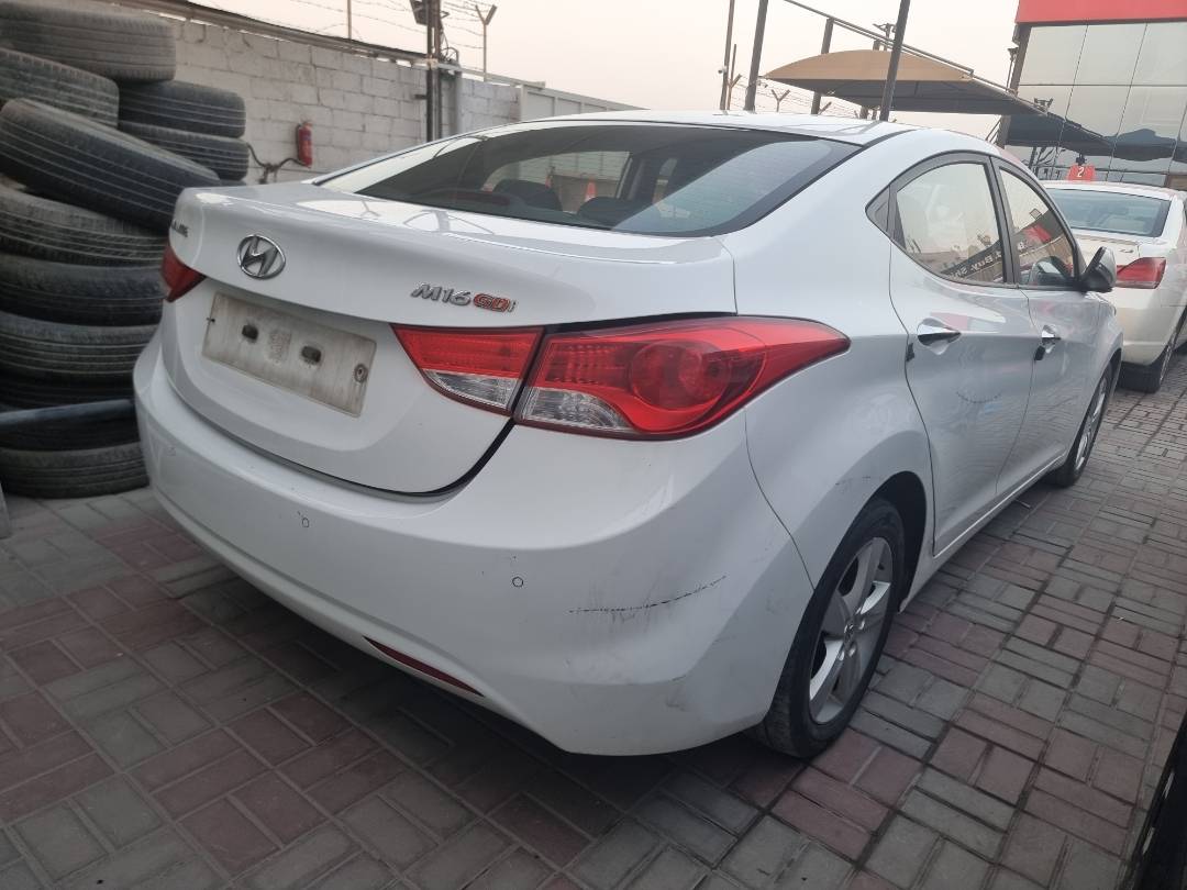 2011 HYUNDAI AVANTE — 205683 KM — Lot 075540 — Ind. 12 - Marhaba Auctions Used Cars - Image 5