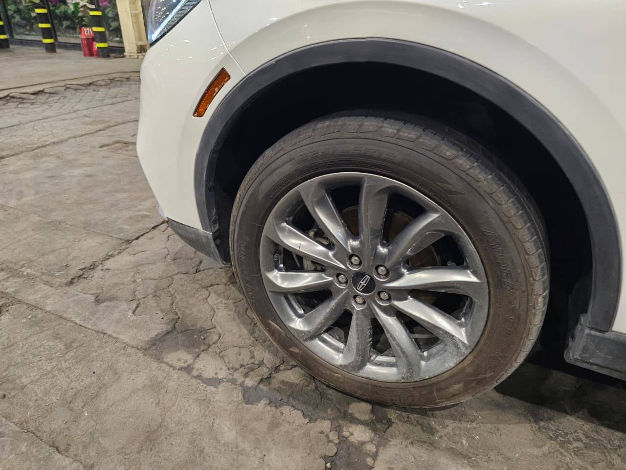 2022 LINCOLN CORSAIR — 31015 KM — Lot UL17964 — Main - Marhaba Auctions Used Cars - Image 11
