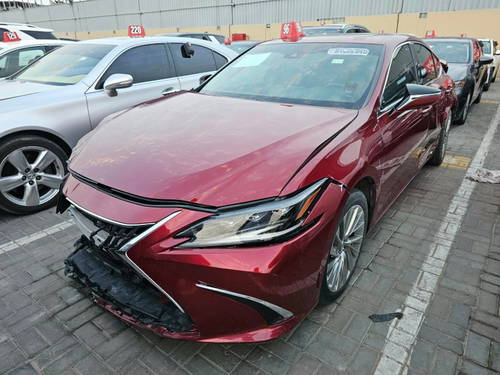 2022 LEXUS ES 300H for sale at Marhaba Auctions