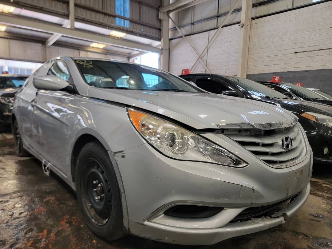 2013 HYUNDAI SONATA — 117800 Miles — Lot 42252004 - Marhaba Auctions Used Cars - Image 5