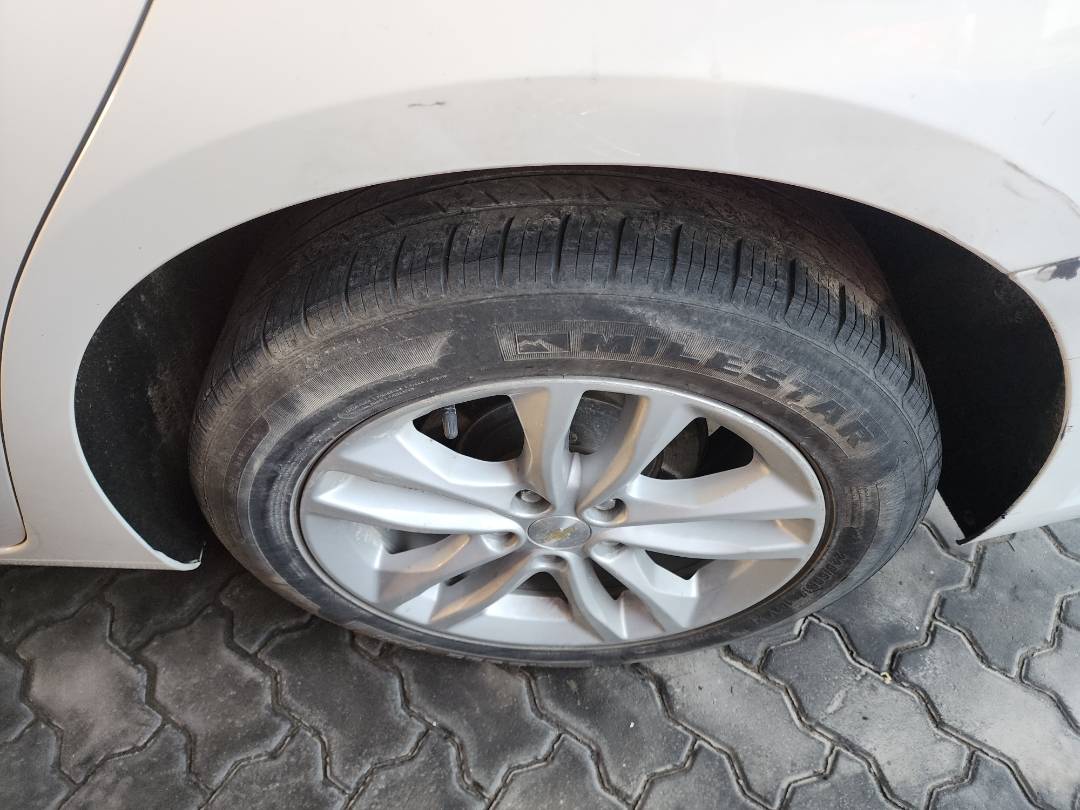 2018 CHEVROLET MALIBU — 86308 Miles — Lot 80668073 - Marhaba Auctions Used Cars - Image 4