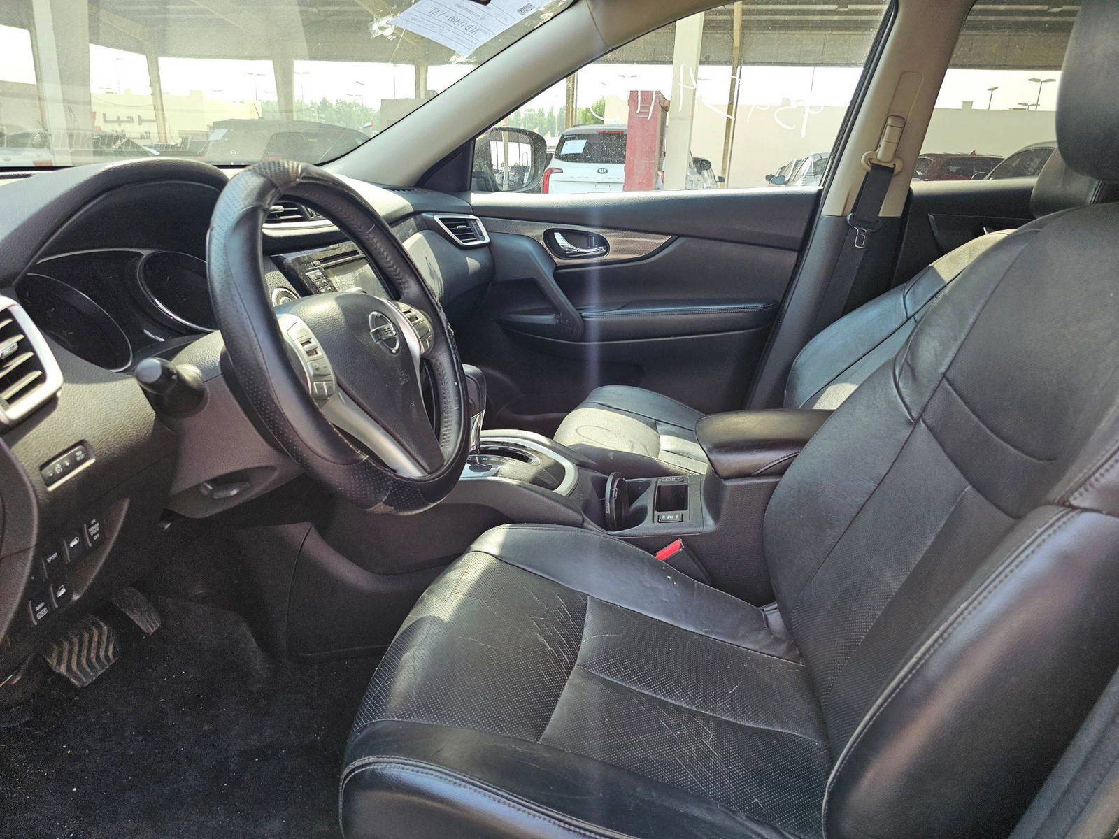 2014 NISSAN ROGUE — 170048 Miles — Lot 4EC796931 — Souq - Marhaba Auctions Used Cars - Image 8