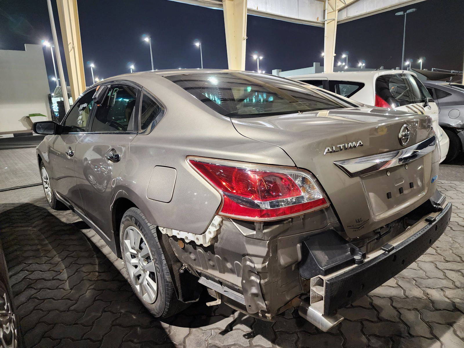 2013 NISSAN ALTIMA — 170913 Miles — Lot 47347094 — Souq - Marhaba Auctions Used Cars - Image 3