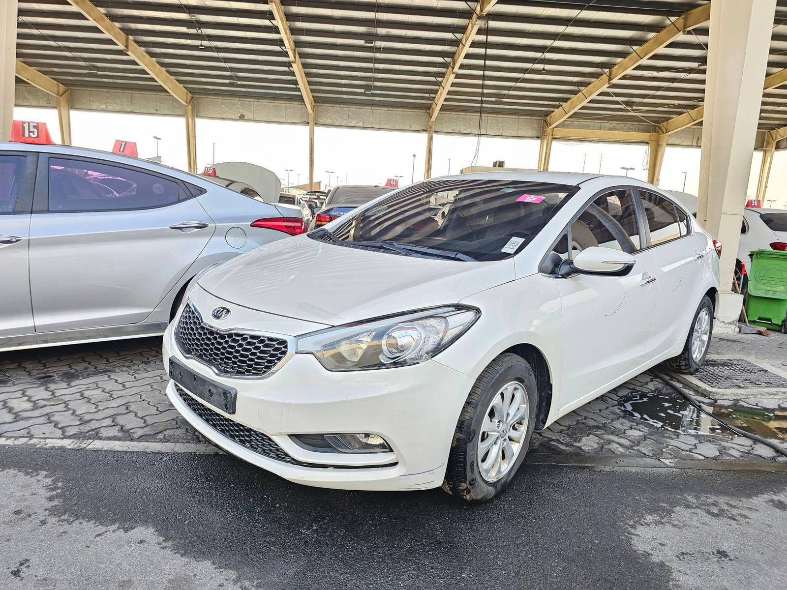 2015 KIA K3 — 123012 KM — Lot 922526 — Souq - Marhaba Auctions Used Cars - Image 3