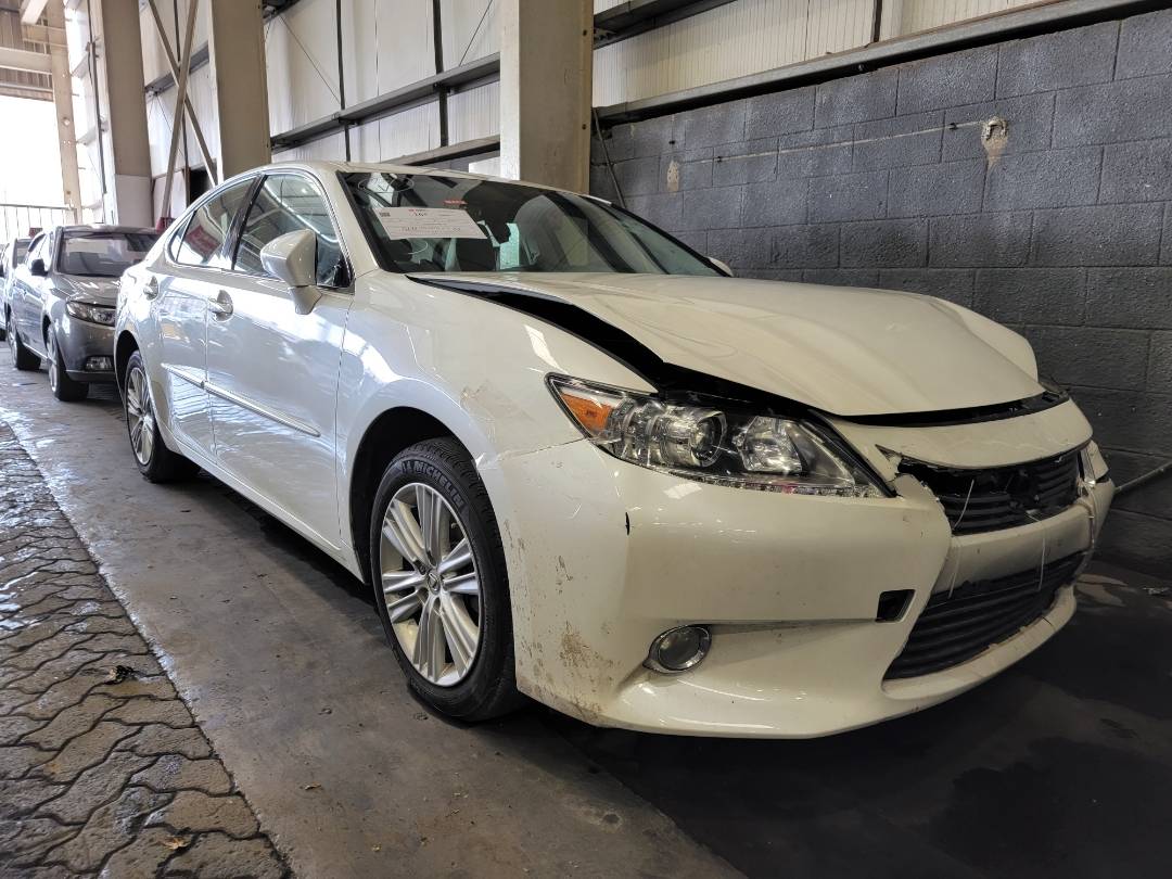 2013 LEXUS ES 350 — 151478 Miles — Lot 8D2040783 — Main - Marhaba Auctions Used Cars - Image 3