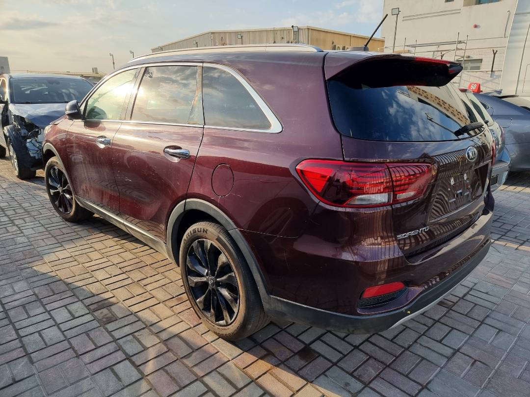 2020 KIA SORENTO — 62242 Miles — Lot 125487 — Souq - Marhaba Auctions Used Cars - Image 5