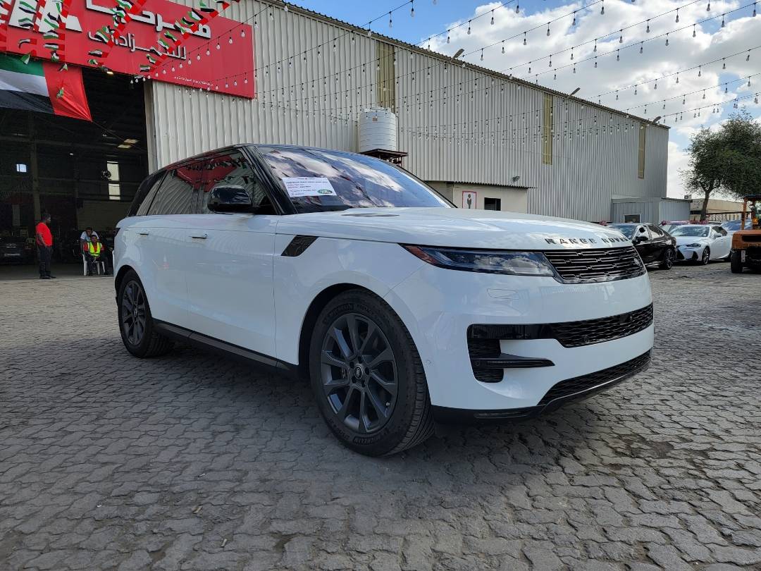 2023 LAND ROVER RANGE ROVER SPORT — 4638 Miles — Lot 45703574 — Main - Marhaba Auctions Used Cars - Image 5