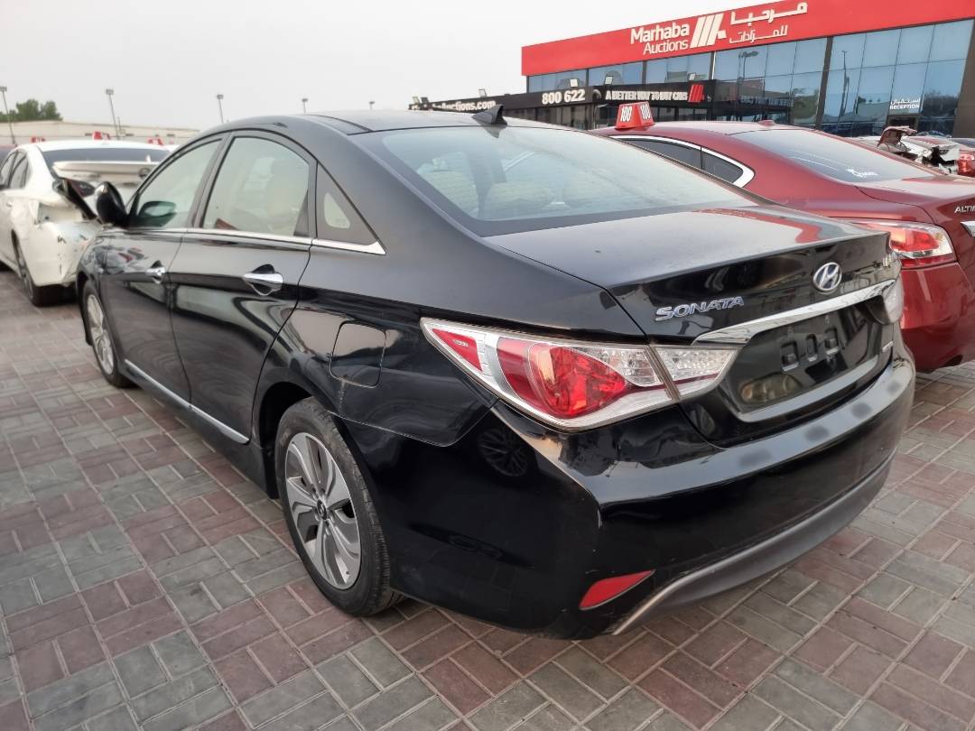 2013 HYUNDAI SONATA — 183331 Miles — Lot 39236453 — Ind. 12 - Marhaba Auctions Used Cars - Image 4