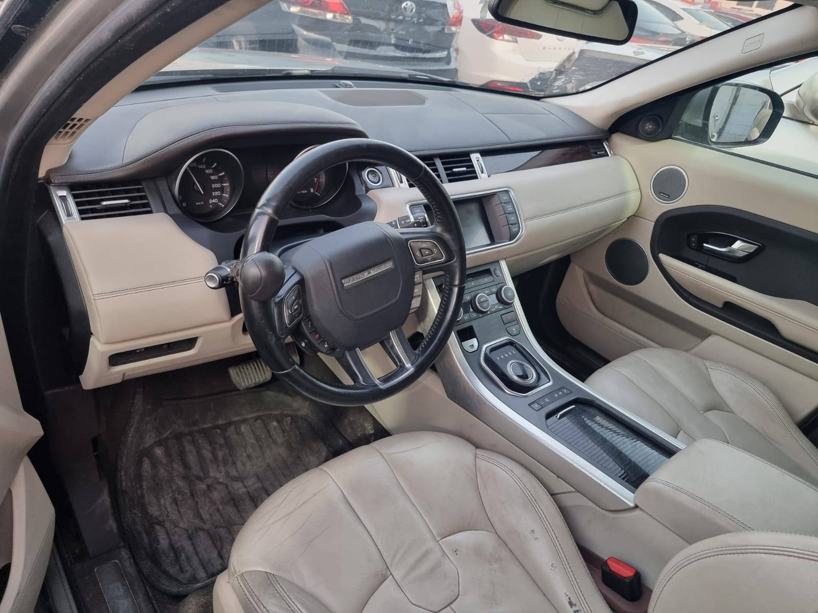 LAND ROVER RANGE ROVER EVOQUE 2012 - Marhaba Auction Used Cars - Image 7