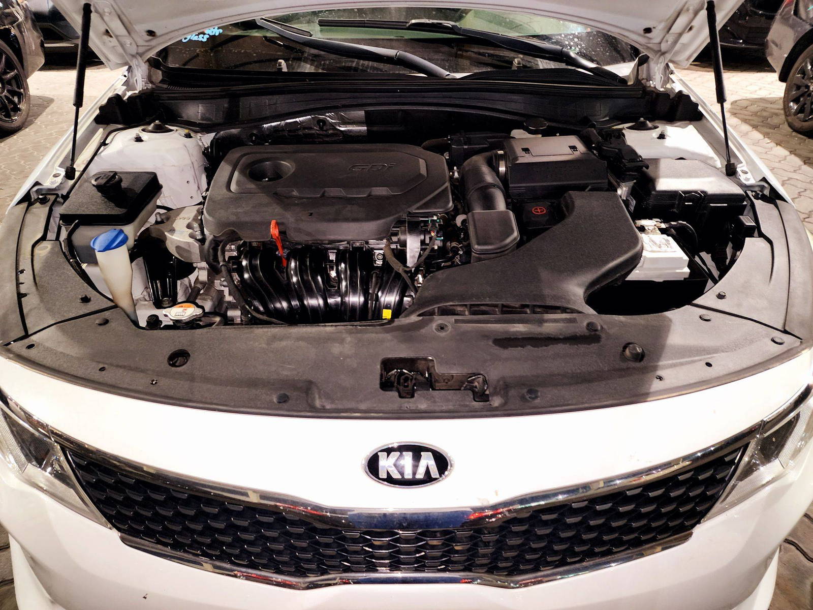 2018 KIA OPTIMA — 98017 Miles — Lot 39858874 — Souq - Marhaba Auctions Used Cars - Image 12
