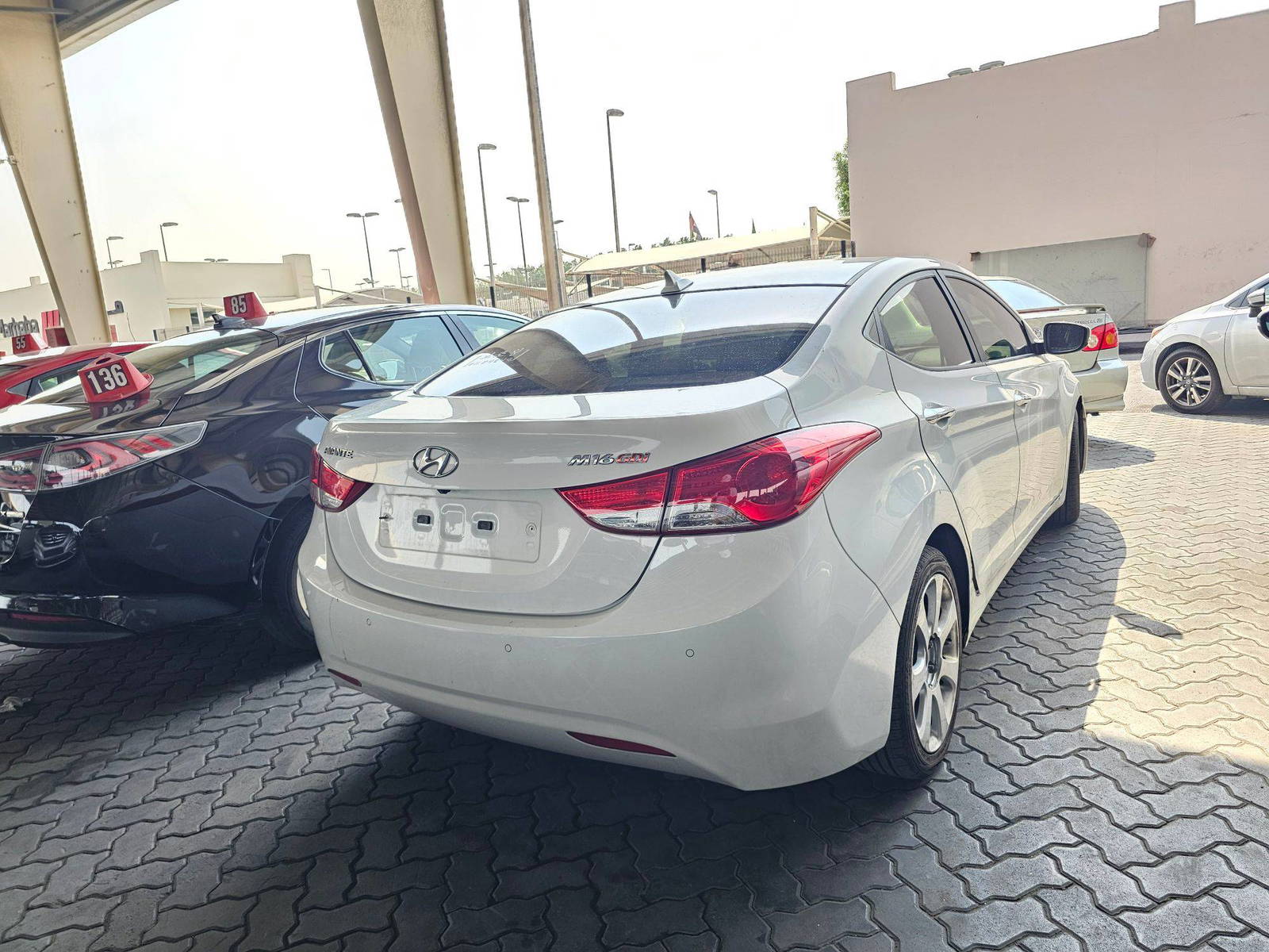 2011 HYUNDAI AVANTE — 173178 KM — Lot 009723 — Souq - Marhaba Auctions Used Cars - Image 3