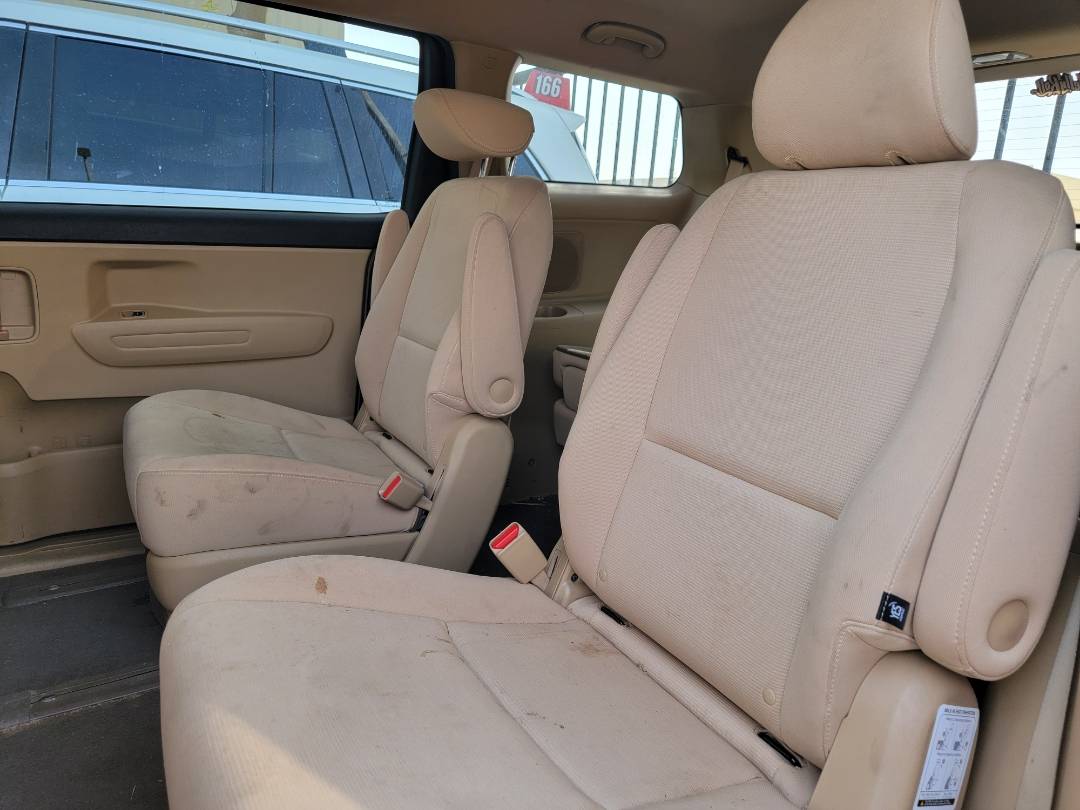 2015 KIA SEDONA — 98822 Miles — Lot 38812679 — Main - Marhaba Auctions Used Cars - Image 5