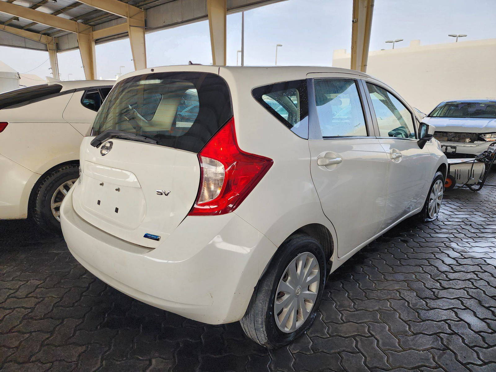 2016 NISSAN VERSA NOTE — 196755 Miles — Lot 39498789 — Souq - Marhaba Auctions Used Cars - Image 3