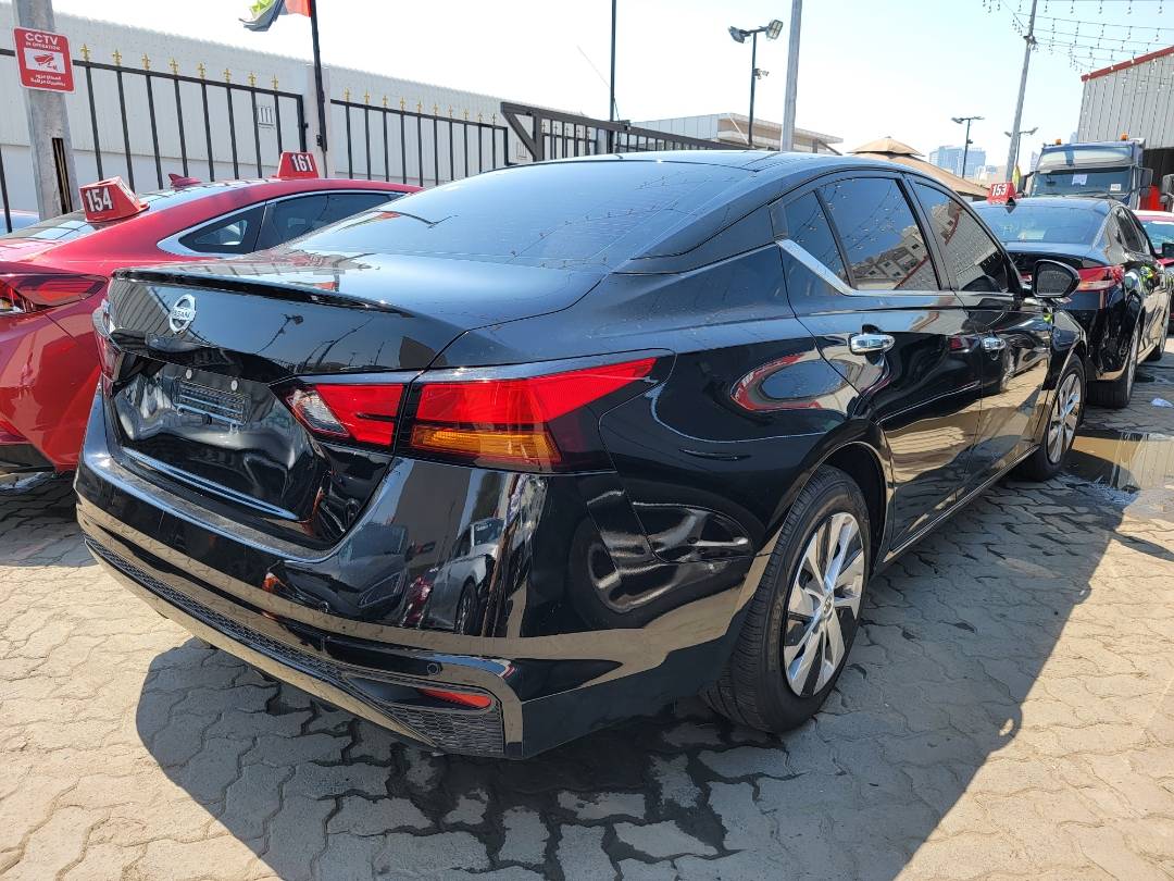 2021 NISSAN ALTIMA — 43563 Miles — Lot 38194623 - Marhaba Auctions Used Cars - Image 3