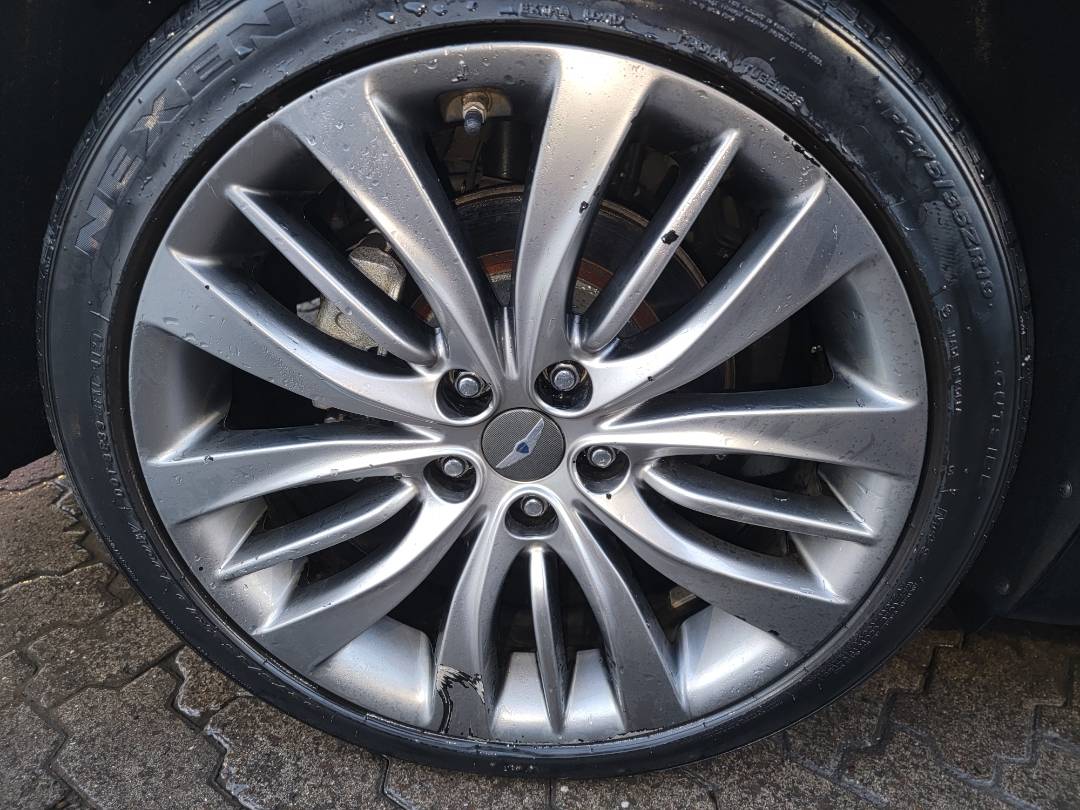 2015 HYUNDAI GENESIS — 157663 Miles — Lot 38185381 - Marhaba Auctions Used Cars - Image 4