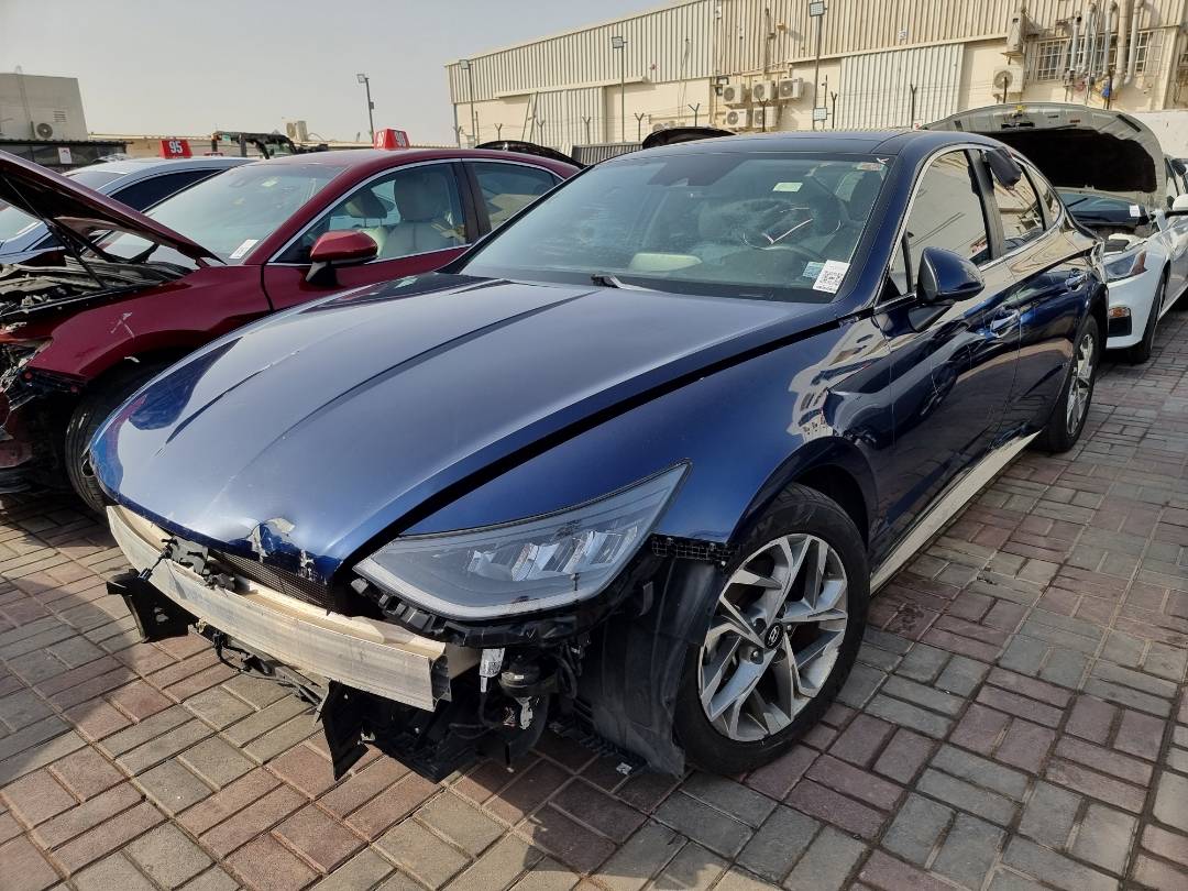 2020 HYUNDAI SONATA — 117517 Miles — Lot H000640 — Souq - Marhaba Auctions Used Cars - Image 4