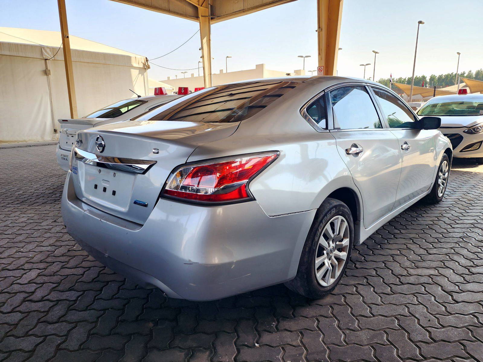2014 NISSAN ALTIMA — 207000 Miles — Lot 4EN336405 — Souq - Marhaba Auctions Used Cars - Image 3