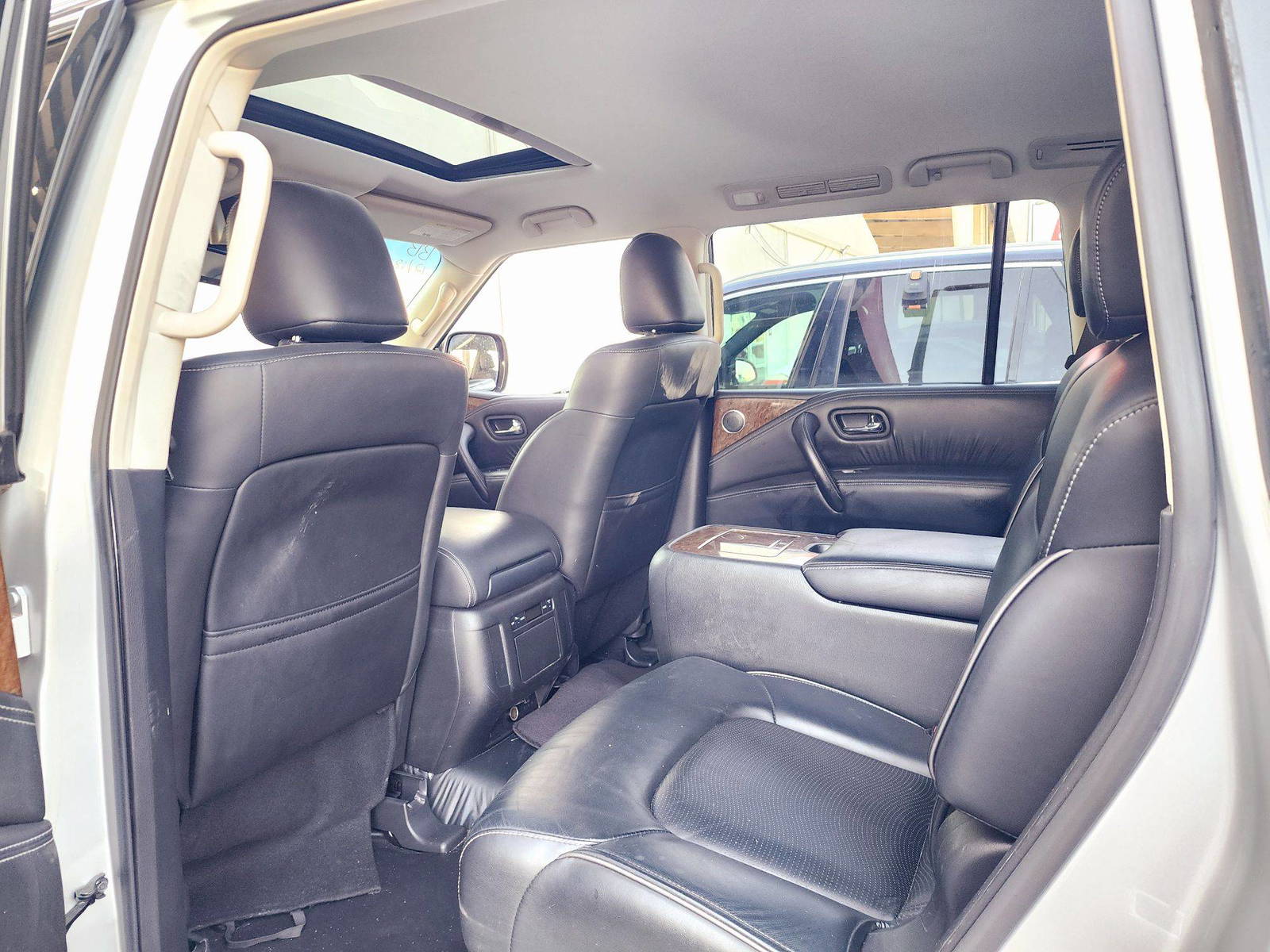 2017 INFINITI QX80 — 143064 Miles — Lot 85017874 — Main - Marhaba Auctions Used Cars - Image 6