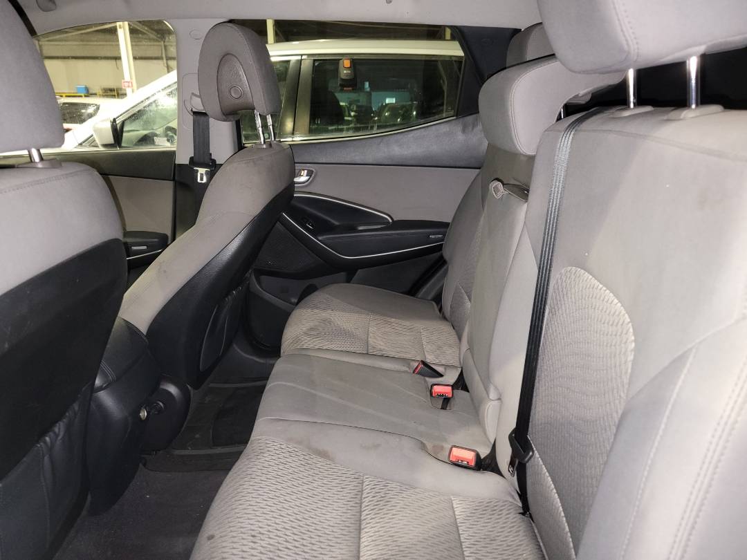 2017 HYUNDAI SANTA FE — 83704 Miles — Lot 43902773 - Marhaba Auctions Used Cars - Image 7