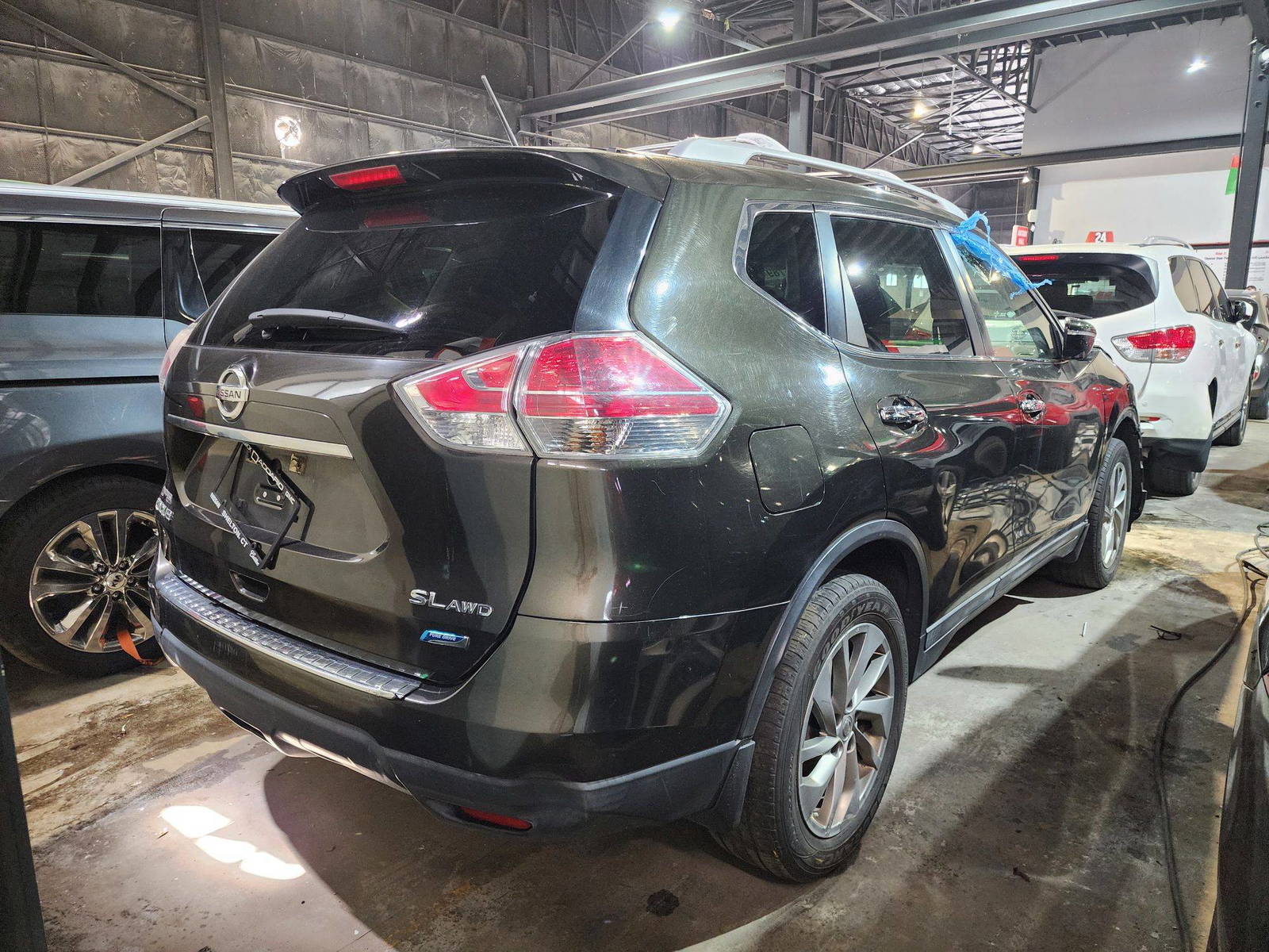 2014 NISSAN ROGUE — 204010 Miles — Lot 853020 — Al Quoz - Marhaba Auctions Used Cars - Image 6